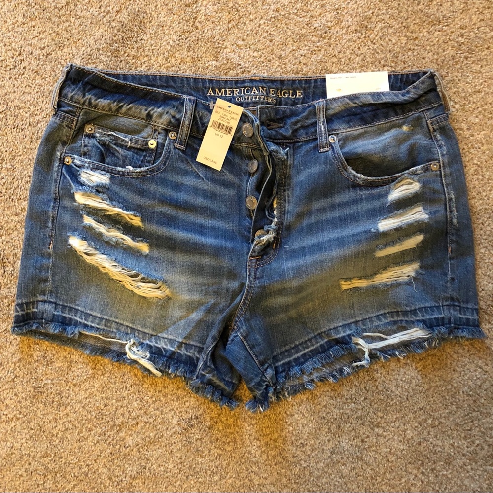American eagle tomgirl midi shorts